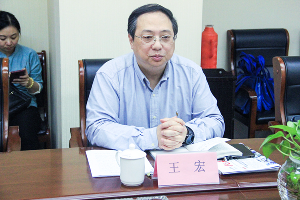 王副市長發(fā)表講話