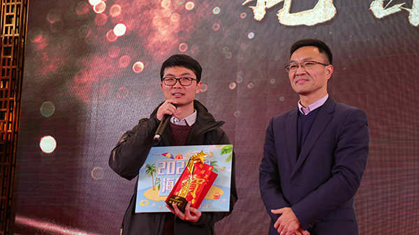 托普云農(nóng)先進(jìn)團(tuán)隊與個人的頒獎瞬間(部分)