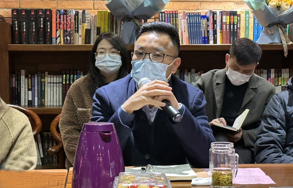 陳渝陽董事長與優(yōu)秀員工面對面交流